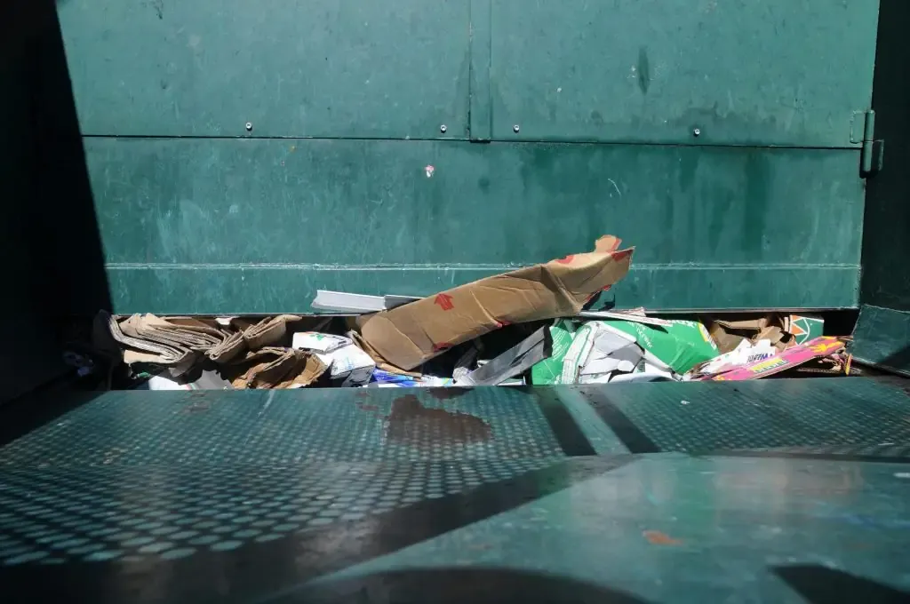 What You Should NEVER Put into a Commercial Compactor